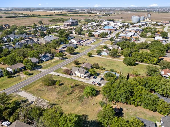 213 E Broadway St, Prosper, TX 75078