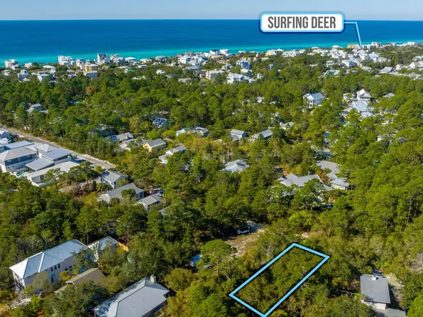 Barcelona Ave, Pt Washington, FL 32459