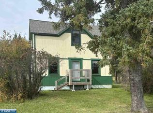 1129 Range Line Rd, Cook, MN 55723