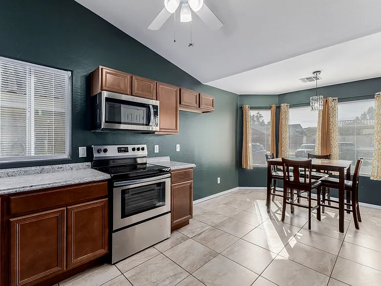 8520 W Palm Ln #1091 — Photo 10