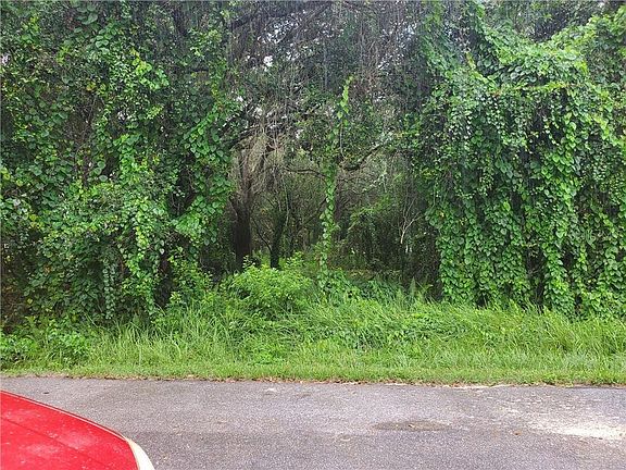 2nd image of Columbia Dr