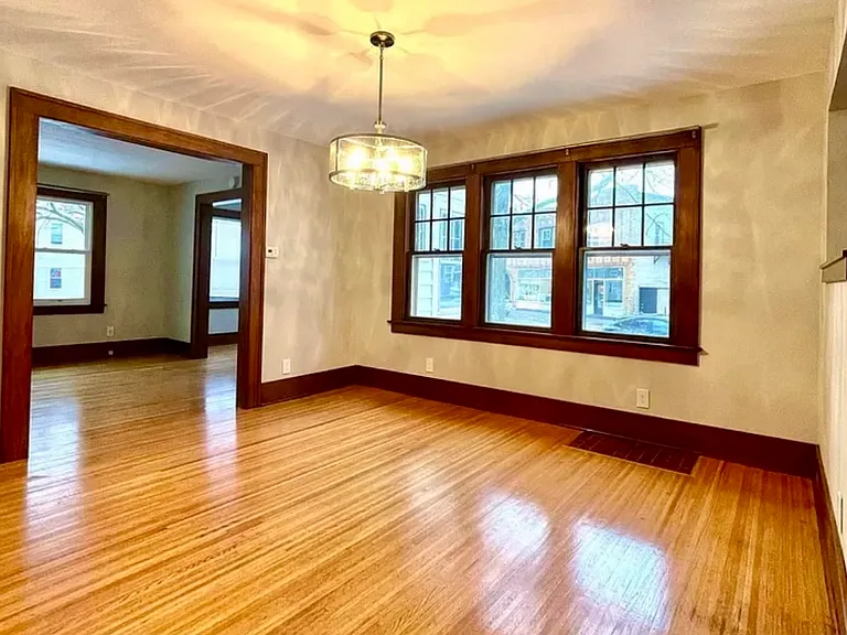 10 Merwin Ave — Photo 10