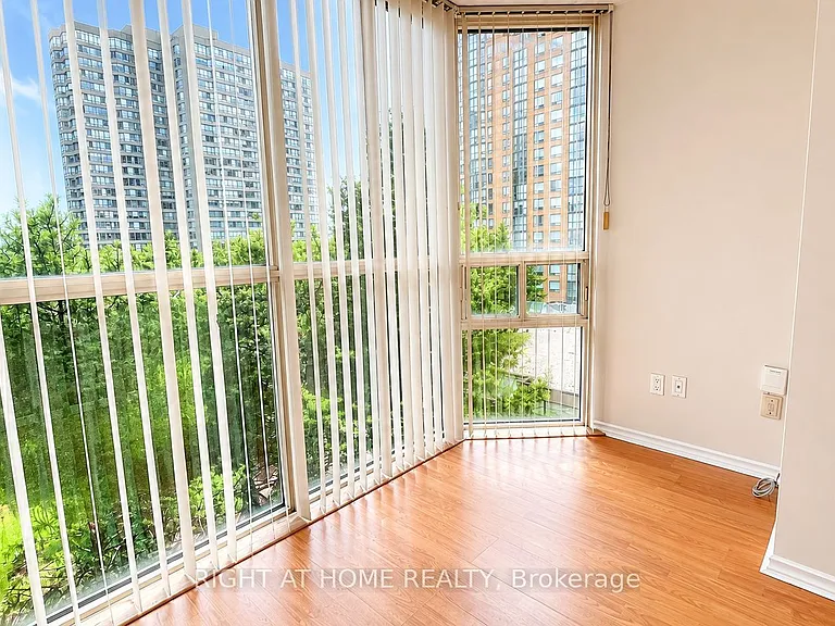 265 Enfield Pl #511 — Photo 12