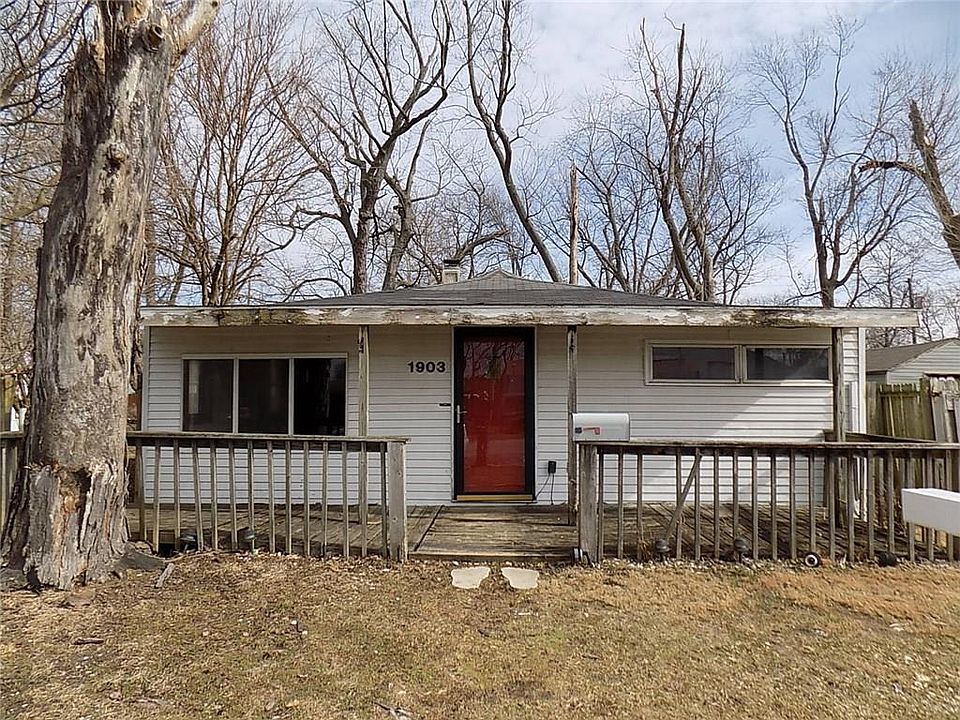 1st image of 1903 N Luett Ave