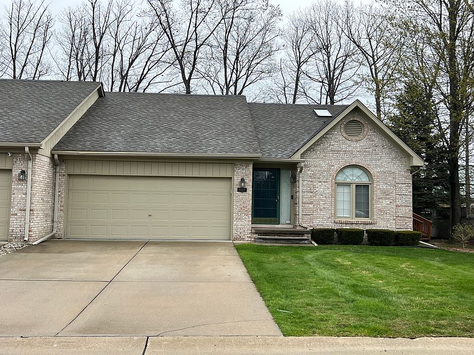1st image of 15577 Carmelite Ct