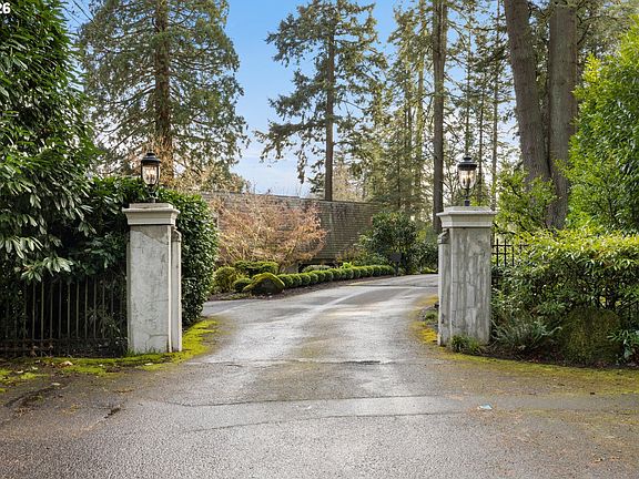 3rd image of 1616 S Greenwood Rd