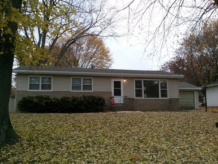 1st image of 4523 5th St #B