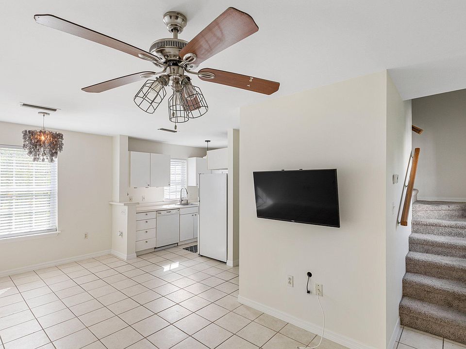 1st image of 3029 N Roosevelt Blvd APT 45