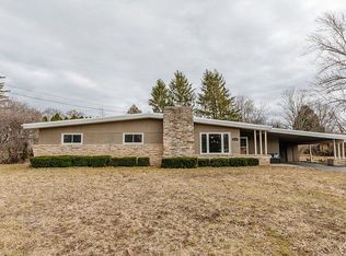 2880 Princeton Rd, Brookfield, WI 53005