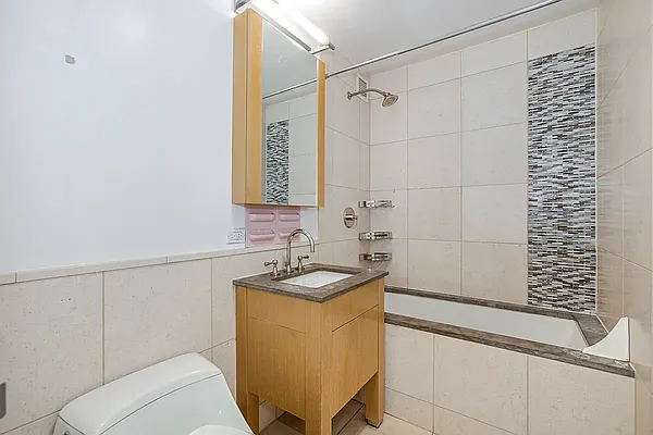 Rented by Compass | media 14