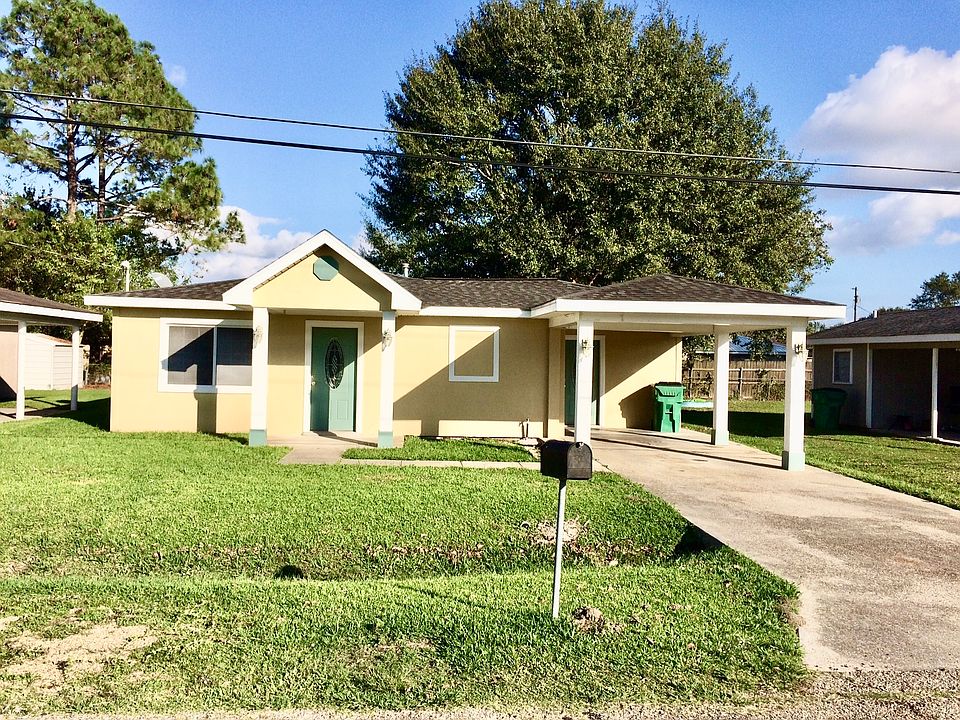 1st image of 541 Mims Dr