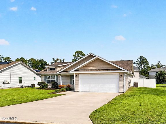 3rd image of 361 Pecan Pointe Dr
