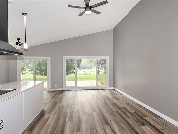 3rd image of 3 Warwick Ct