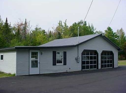 garage w/ in-law apt.