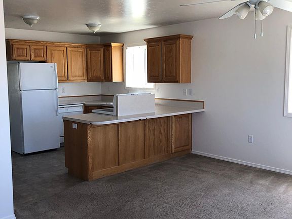 2nd image of 230 W Anderson St APT 1