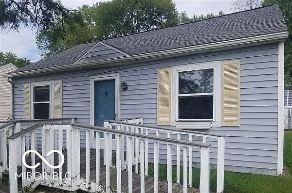 1st image of 3201 N Saint Joseph Ave
