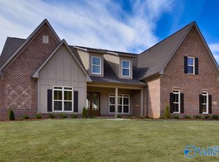 8909 Lockwood Ln, Gurley, AL 35748