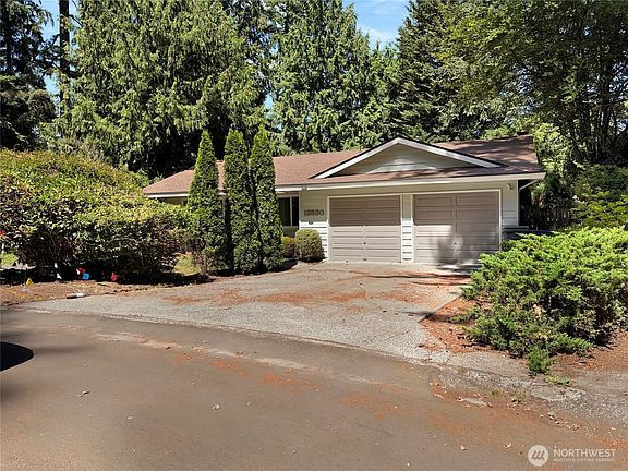 2nd image of 13530 NE 78th Street
