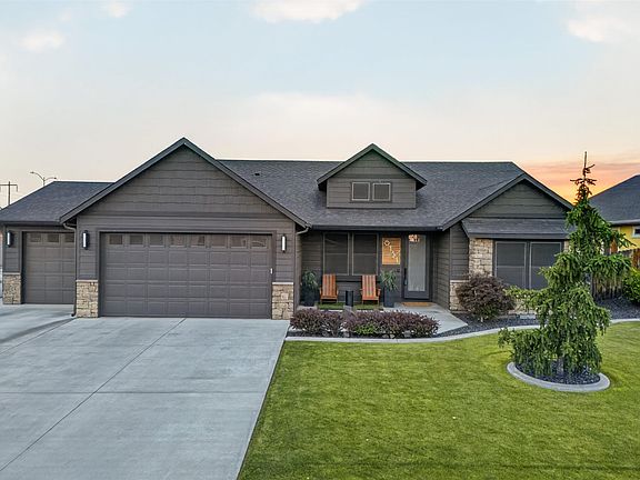 3rd image of 6151 Teak Ln