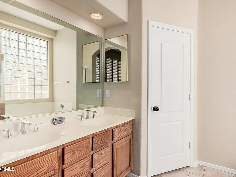 6516 W Matilda Ln — Photo 21
