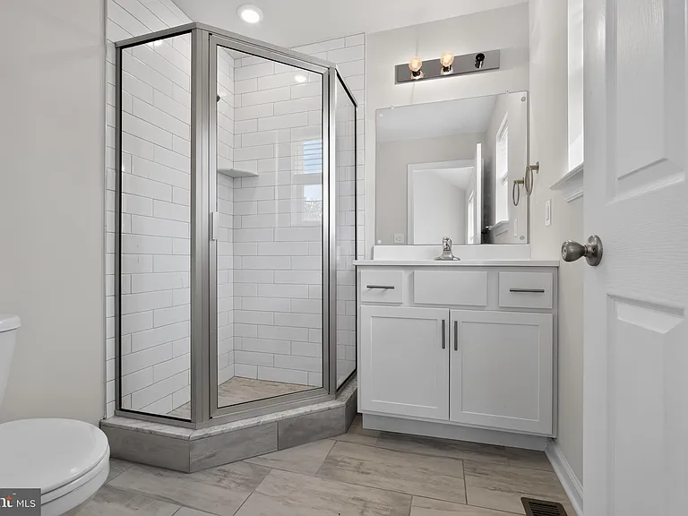 1057 Easton Rd #B — Photo 10