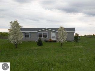 6951 Lost Resort Dr, Buckley, MI 49620