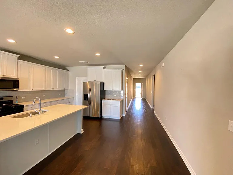 5904 Daly Dr — Photo 5