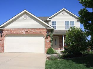 860 Allenbrook Ave, O Fallon, IL 62269