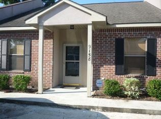 9158 Pecan Tree Dr, Baton Rouge, LA 70810