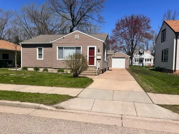 1441 CHESTNUT STREET, Wisconsin Rapids, WI 54494