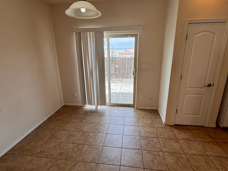 4222 Plaza Sonata — Photo 4
