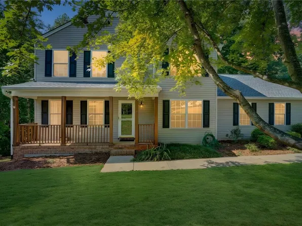 318 Stone Briar Ln, Easley, SC 29642