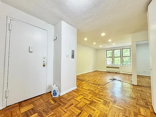 143-50 Barclay Ave #1A Photo 1