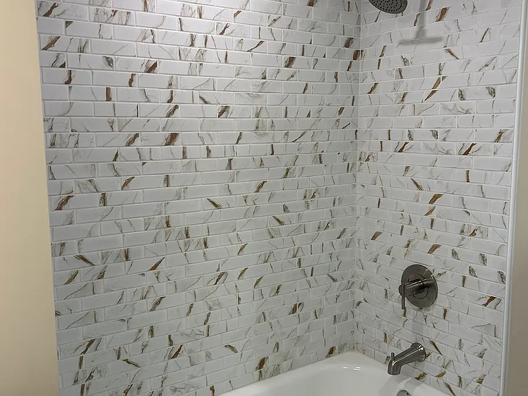 Full Bath 1