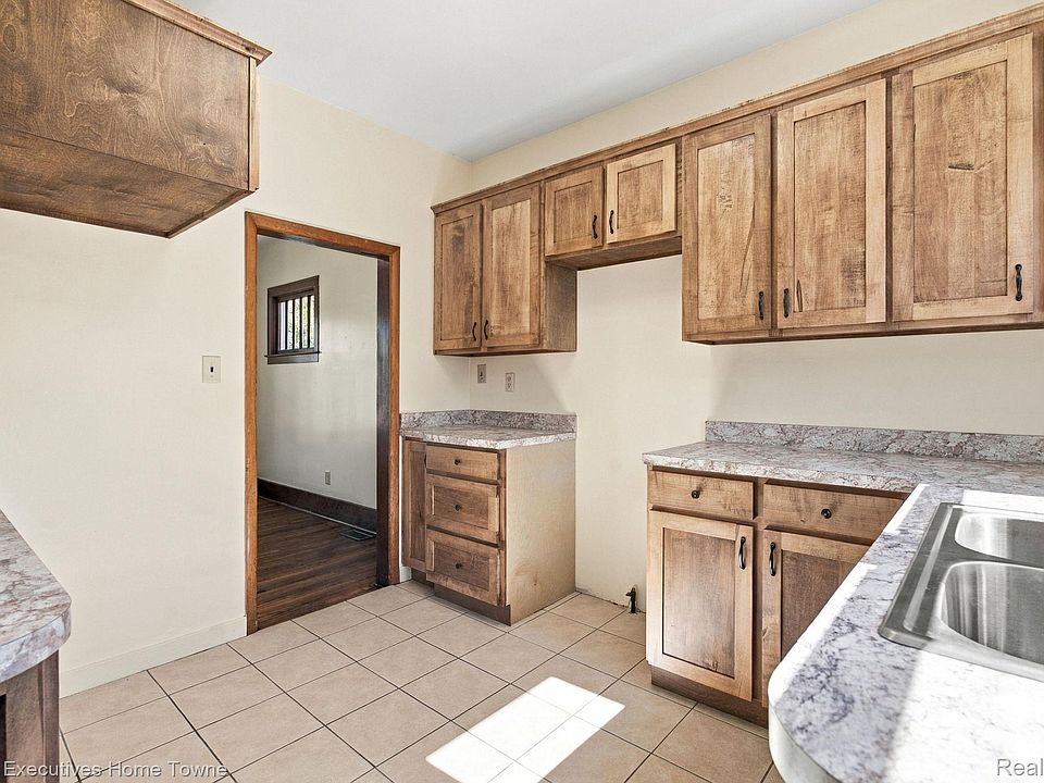 1502 15th St, photo 17