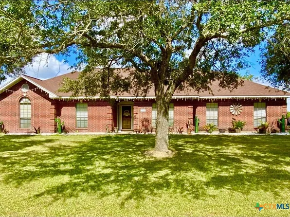 365 Industrial Ave, Lolita, TX 77971