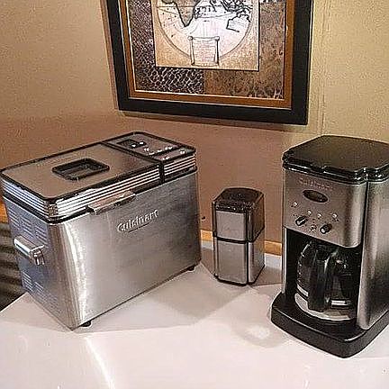 FRESH BREAD AND COFFEE AUTOMATICALLY