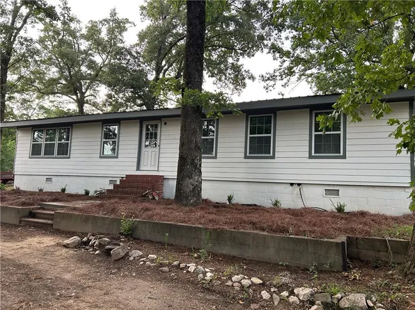 634 Duncan Rd, Oxford, GA 30054