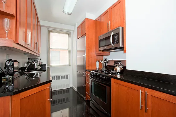 Rented by Rachmani Corporation | media 19