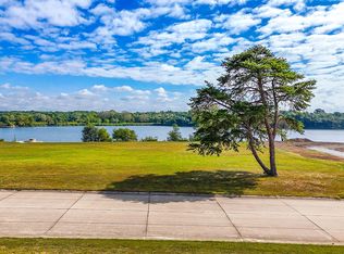 Huntingfield Ct, Mexico, MO 65265