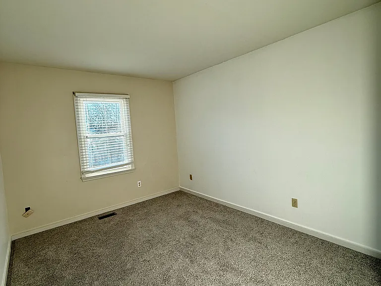 12420 Strangford Pl — Photo 15