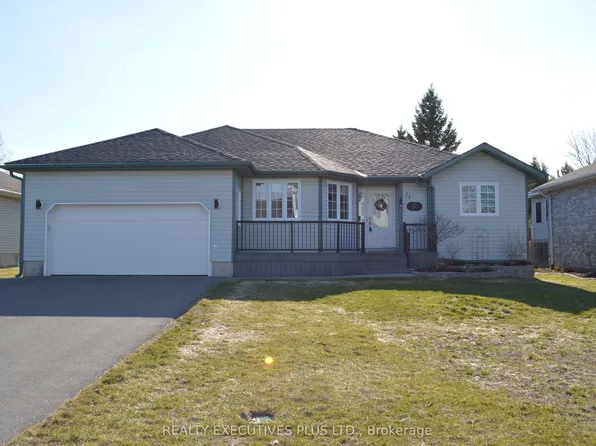 11 Grove St, South Dundas, ON K0E 1K0