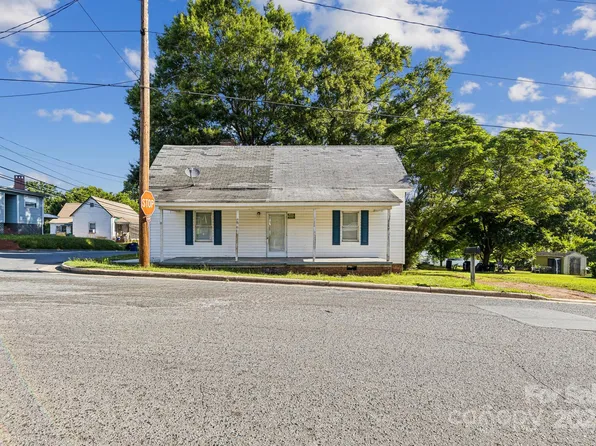 748 Efird St, Albemarle, NC 28001