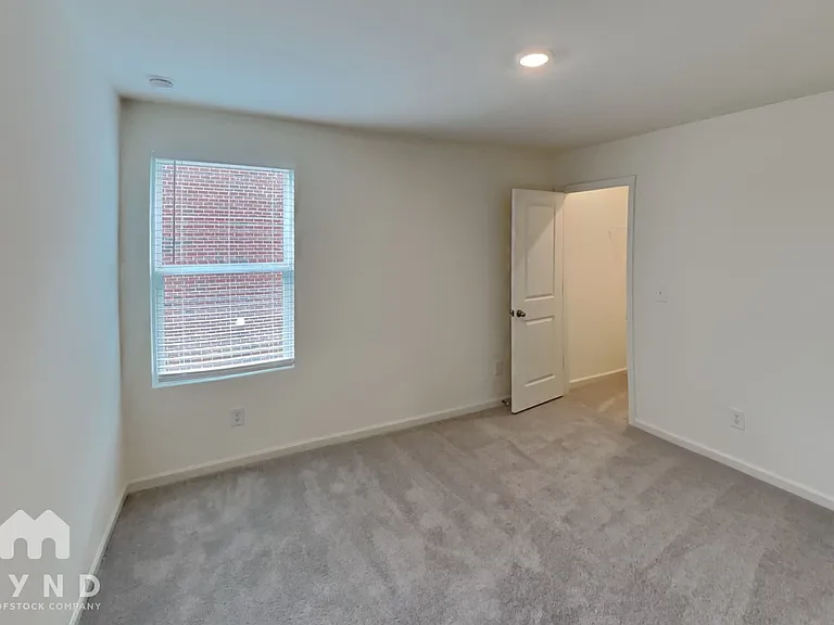 121 Maison Dr — Photo 13