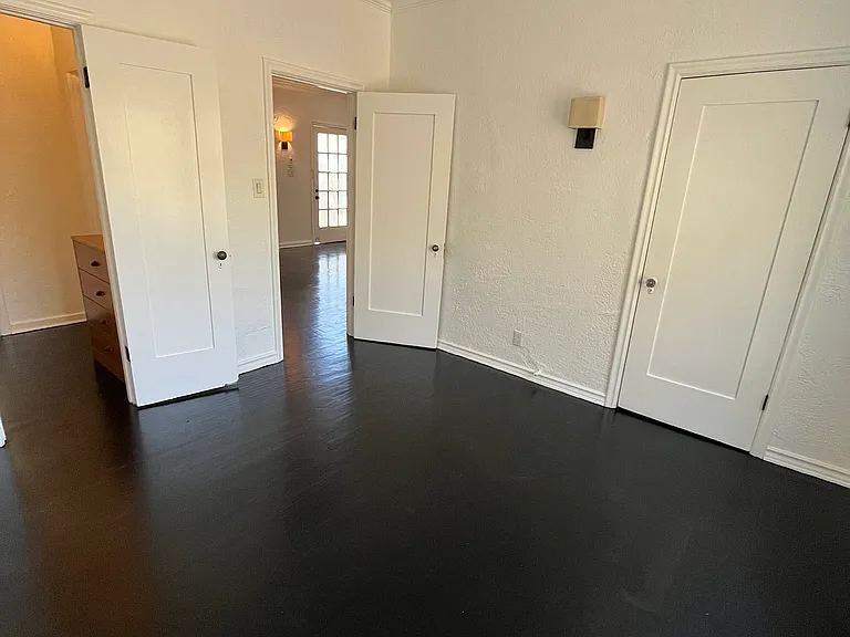 806 Tularosa Dr #11 — Photo 7