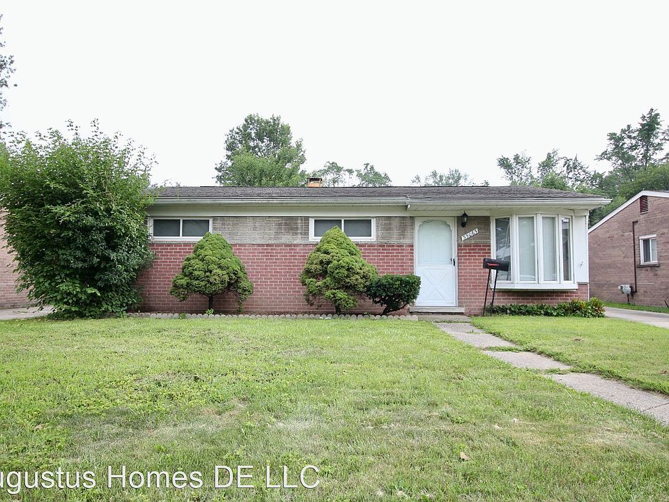 1st image of 35065 Fairchild St