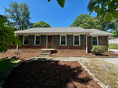 1026 Highland Dr, Dickson, TN, 37055