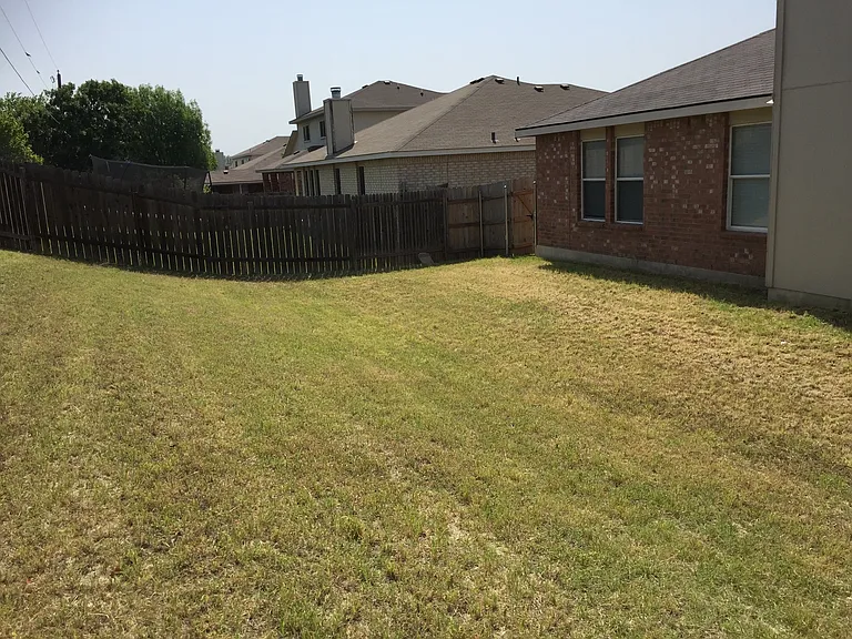 707 Bighorn Dr — Photo 7