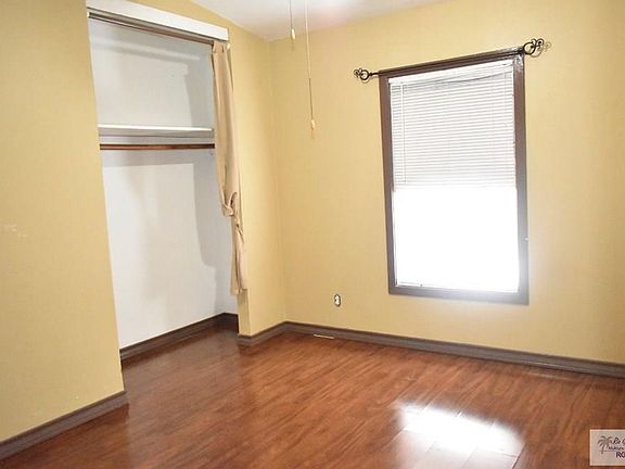 3rd image of 1713 E Madison Ave