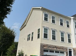 138 Jenny Dr, Bear, DE 19701